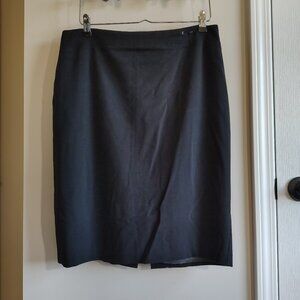 NWOT Marks & Spencer Black Pencil Skirt – UK 14 (US 10)